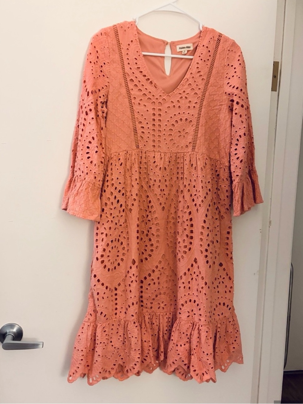 Hidden Alley pink eyelet dress S - Picture 2 of 4